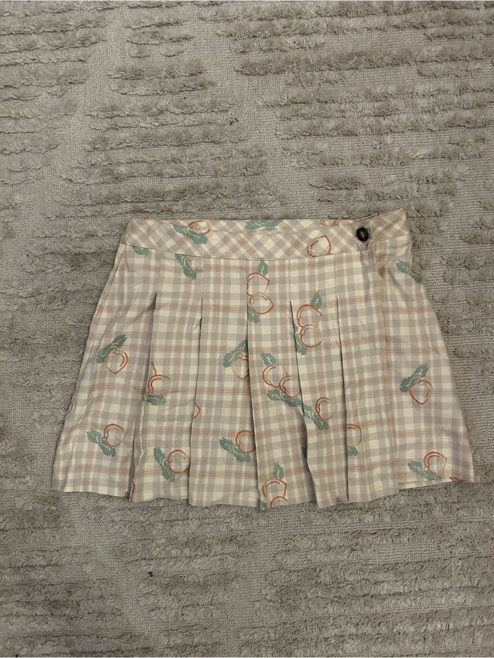 Urban Outfitters Pleated Mini Skirt in Beige Plaid with Peach Print